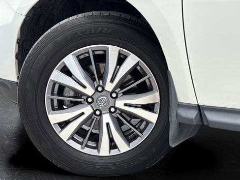 Used 2020 Nissan Pathfinder S FWD image 28