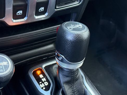 Used 2018 Jeep Wrangler Sport S image 15