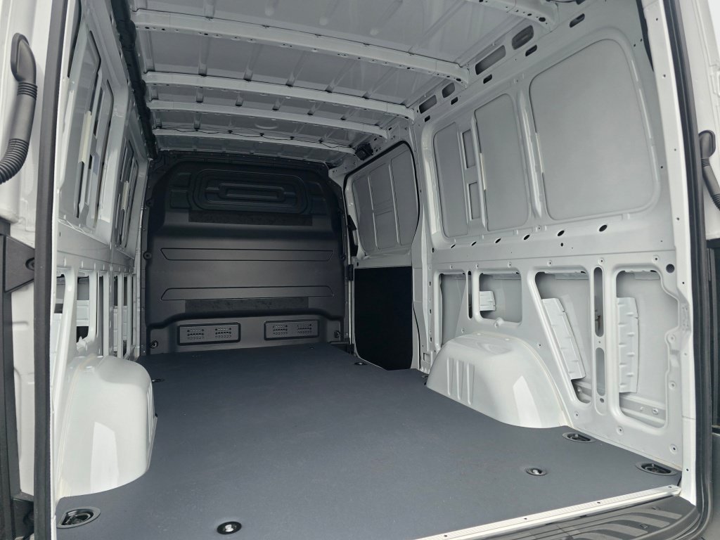 New 2026 Mercedes-Benz Sprinter 2500 image 14