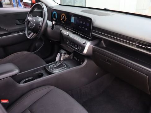 Used 2025 Hyundai Kona SEL FWD image 36