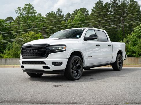 Used 2023 RAM 1500 Limited AWD/4WD image 3