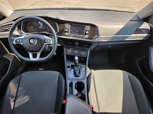 Used 2019 Volkswagen Jetta S w/ Driver Assistance Package FWD image 3