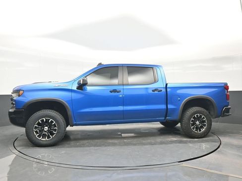 Used 2022 Chevrolet Silverado 1500 ZR2 image 3