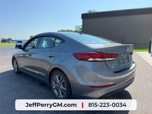 Used 2018 Hyundai Elantra Value Edition w/ Cargo Package FWD image 2