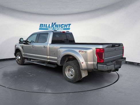 Used 2021 Ford F350 Lariat w/ Lariat Value Package image 3