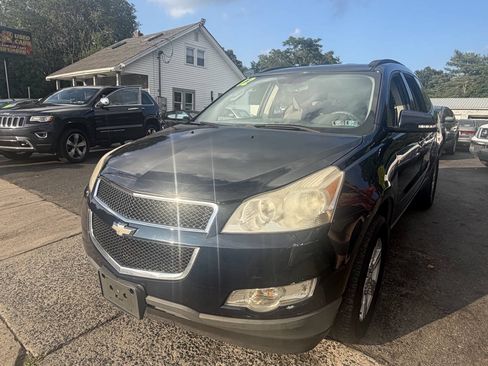 Used 2012 Chevrolet Traverse LT FWD image 4