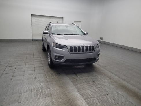 Used 2019 Jeep Cherokee Latitude Plus w/ Trailer Tow Group AWD/4WD image 13