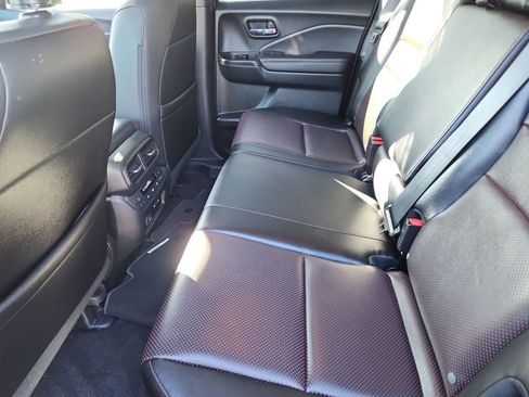Used 2024 Honda Ridgeline Black Edition image 5