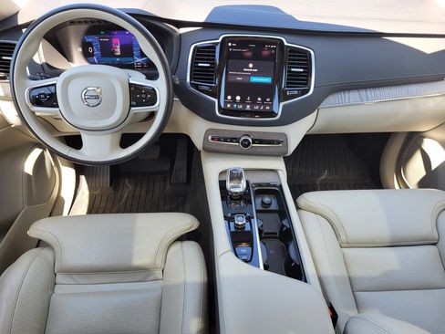 Certified 2024 Volvo XC90 T8 Ultimate w/ Lounge Package AWD/4WD image 21