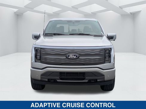 New 2025 Ford F150 Lightning Lariat image 9