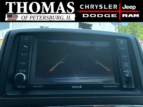 Used 2013 Chrysler Town & Country Touring FWD image 18