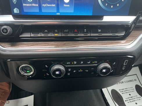 Certified 2024 Chevrolet Silverado 1500 LT image 23