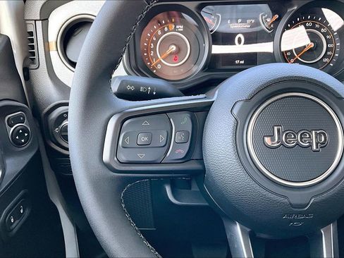 New 2026 Jeep Gladiator Sport image 6