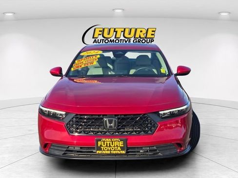 Used 2024 Honda Accord EX image 2