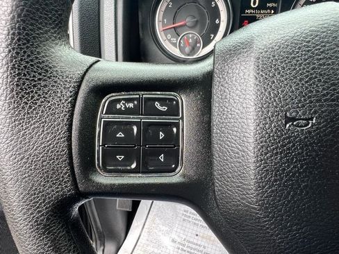 Used 2017 RAM 1500 Express AWD/4WD image 18