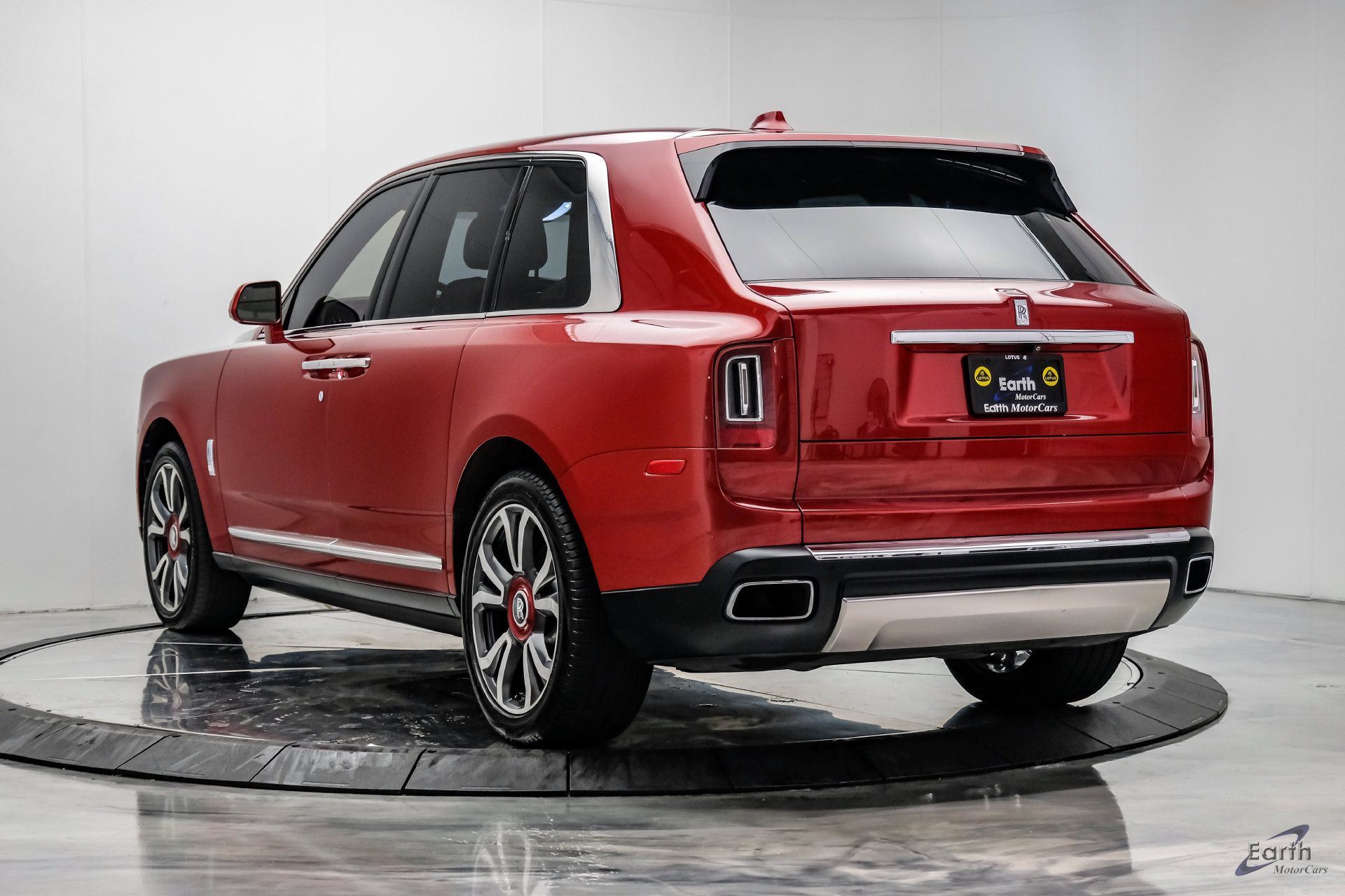 Used 2019 Rolls-Royce Cullinan AWD/4WD image 13