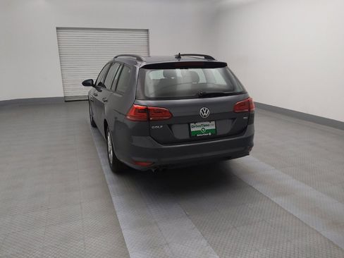 Used 2017 Volkswagen Golf S image 6