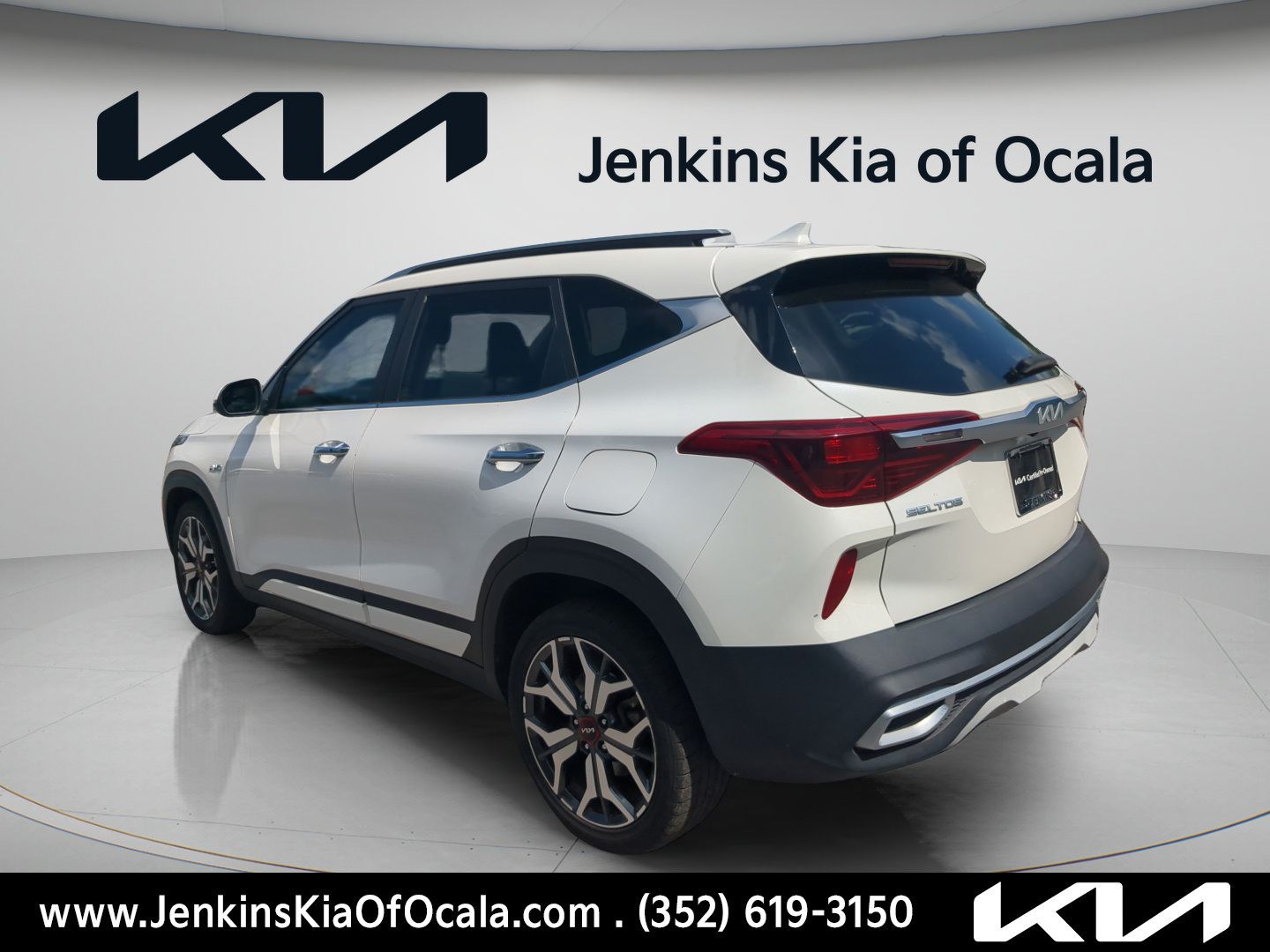 Certified 2023 Kia Seltos SX w/ SX Sunroof Package AWD/4WD image 10