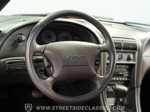 Used 2004 Ford Mustang GT RWD image 40