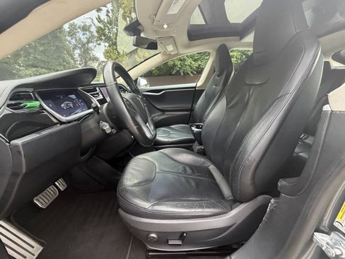 Used 2012 Tesla Model S RWD image 4