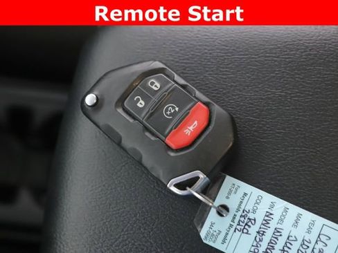 Used 2022 Jeep Wrangler Unlimited Sahara w/ Cold Weather Group AWD/4WD image 3