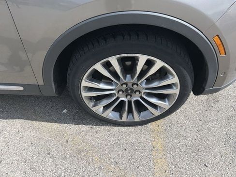 Used 2016 Lincoln MKX Reserve w/ Technology Package AWD/4WD image 17