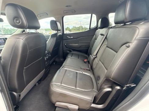 Used 2023 GMC Acadia SLT FWD image 24