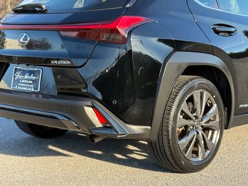 Used 2019 Lexus UX 250h F Sport w/ F Sport Premium Package image 16