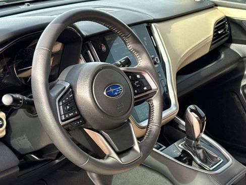 Used 2025 Subaru Outback Premium image 19