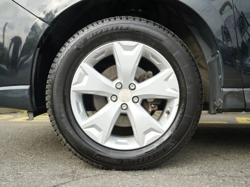 Used 2016 Subaru Forester 2.5i Limited AWD/4WD image 14
