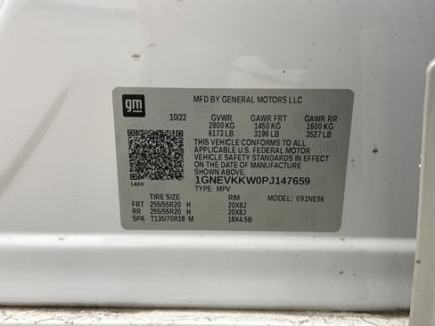 Used 2023 Chevrolet Traverse Premier image 11