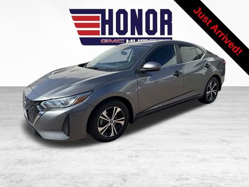 Used 2024 Nissan Sentra S image 3