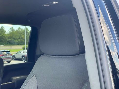 Used 2024 Chevrolet Silverado 2500 Custom w/ Custom Convenience Package AWD/4WD image 21