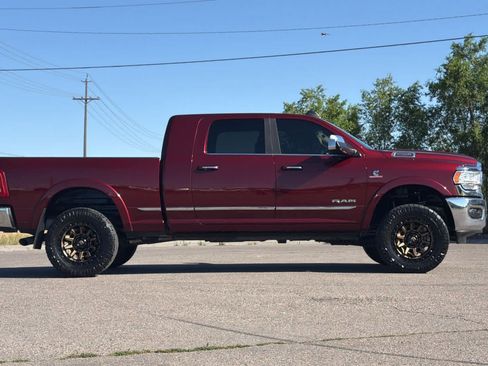Used 2022 RAM 2500 Limited AWD/4WD image 8