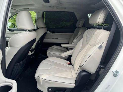 Used 2023 Hyundai Palisade Calligraphy AWD/4WD image 13