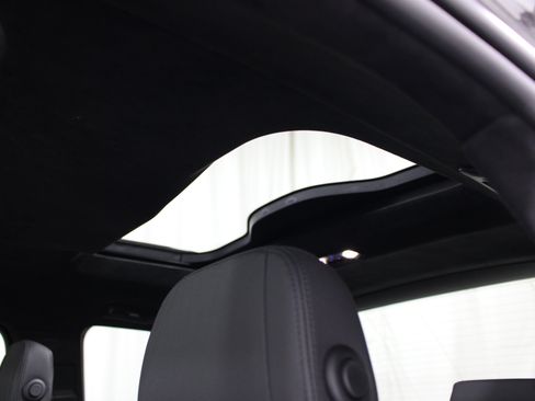 Used 2022 BMW X7 xDrive40i w/ Premium Package AWD/4WD image 31