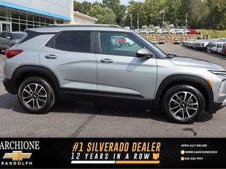 Used 2025 Chevrolet TrailBlazer LT w/ LT Cold Weather Package FWD video 1