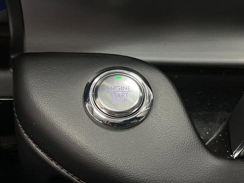 Used 2023 Lincoln Aviator AWD w/ Premium Package image 23