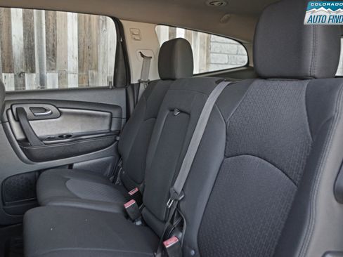 Used 2012 Chevrolet Traverse LT image 25