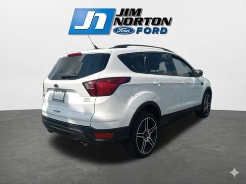 Used 2019 Ford Escape SEL FWD image 10