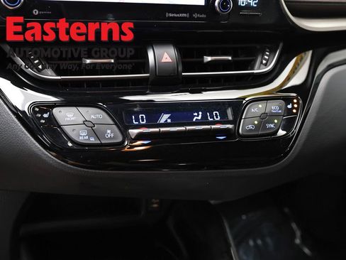 Used 2019 Toyota C-HR Limited FWD image 20