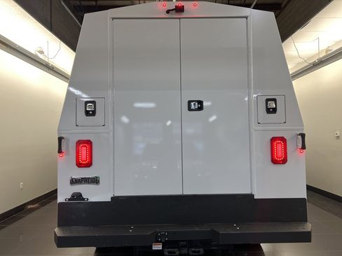 New 2025 Ford F550 4x4 Crew Cab Super Duty image 5