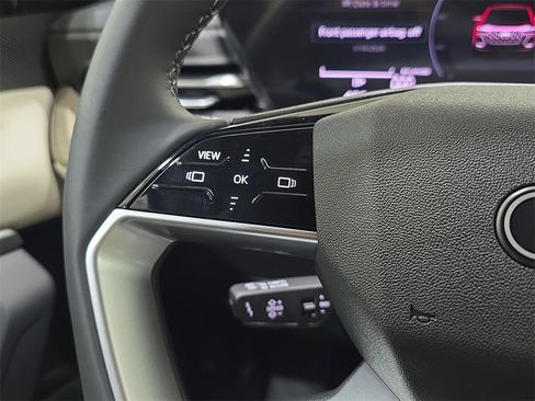 New 2025 Audi Q5 2.0T Premium image 16