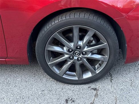 Used 2018 MAZDA MAZDA3 Touring image 9