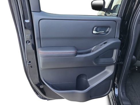 New 2025 Nissan Frontier PRO-4X w/ Pro Premium Package image 18