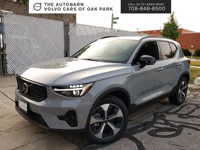 New 2026 Volvo XC40 B5 Plus w/ Protection Package Premier