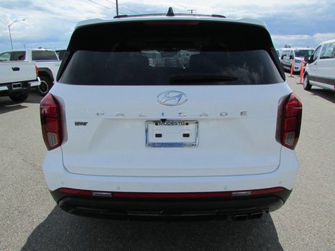 Used 2024 Hyundai Palisade XRT FWD image 8