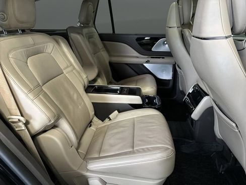 Used 2020 Lincoln Aviator Reserve w/ Equipment Group 202A image 34