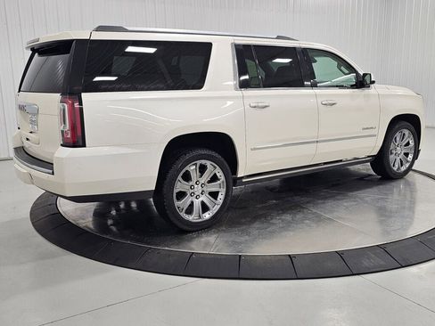 Used 2015 GMC Yukon XL Denali w/ Touring Package RWD image 5