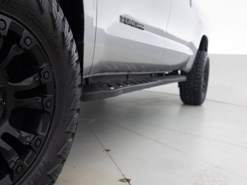 Used 2015 Toyota Tundra SR5 w/ SR5 Upgrade Package RWD image 27